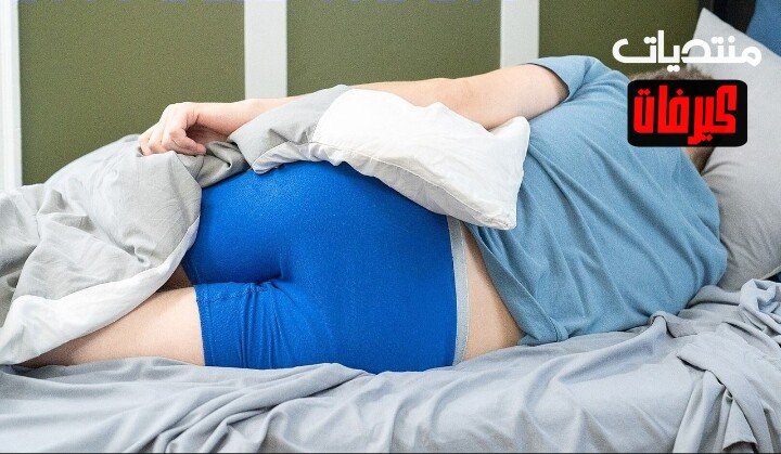 بيدخل ابوة اوضته ويمتعه نيك ومص بزبه الفحل