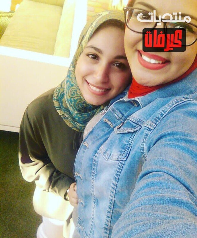 اندر ايدج صغيرة في ثانوي مصاحبة واحد بتحبه و بتعتله صور ليها بأوضاع نار تخليك تجيب لبنك